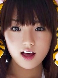 Busty gravure idol hottie dressed up as a cute little tiger